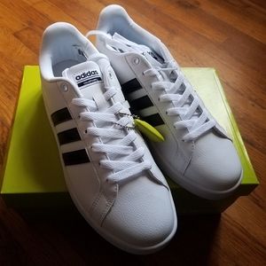NWT Adidas White Cloudfoam Advantage Sneakers